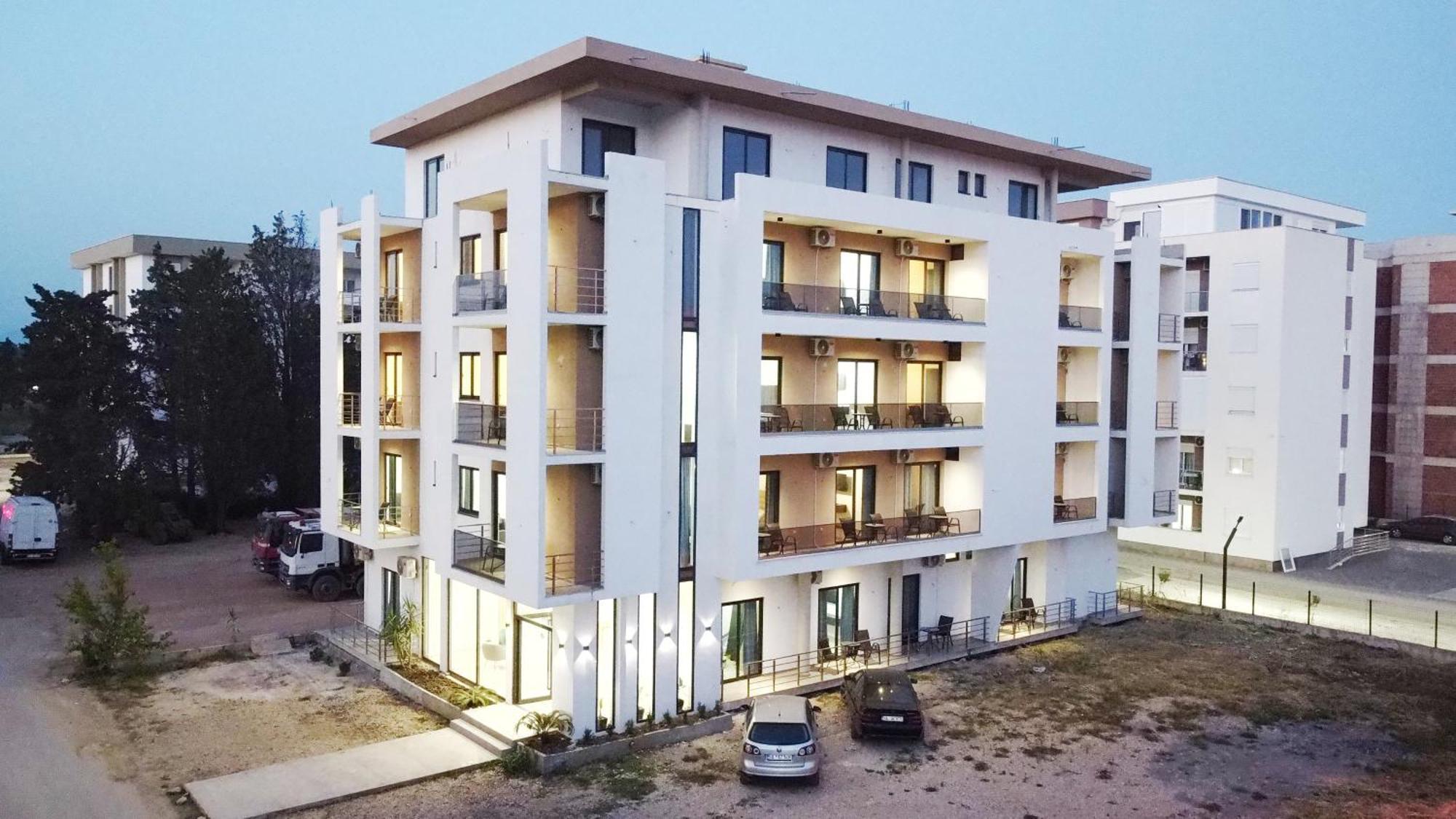 Supreme Luxury Aparthotel Ulcinj Luaran gambar