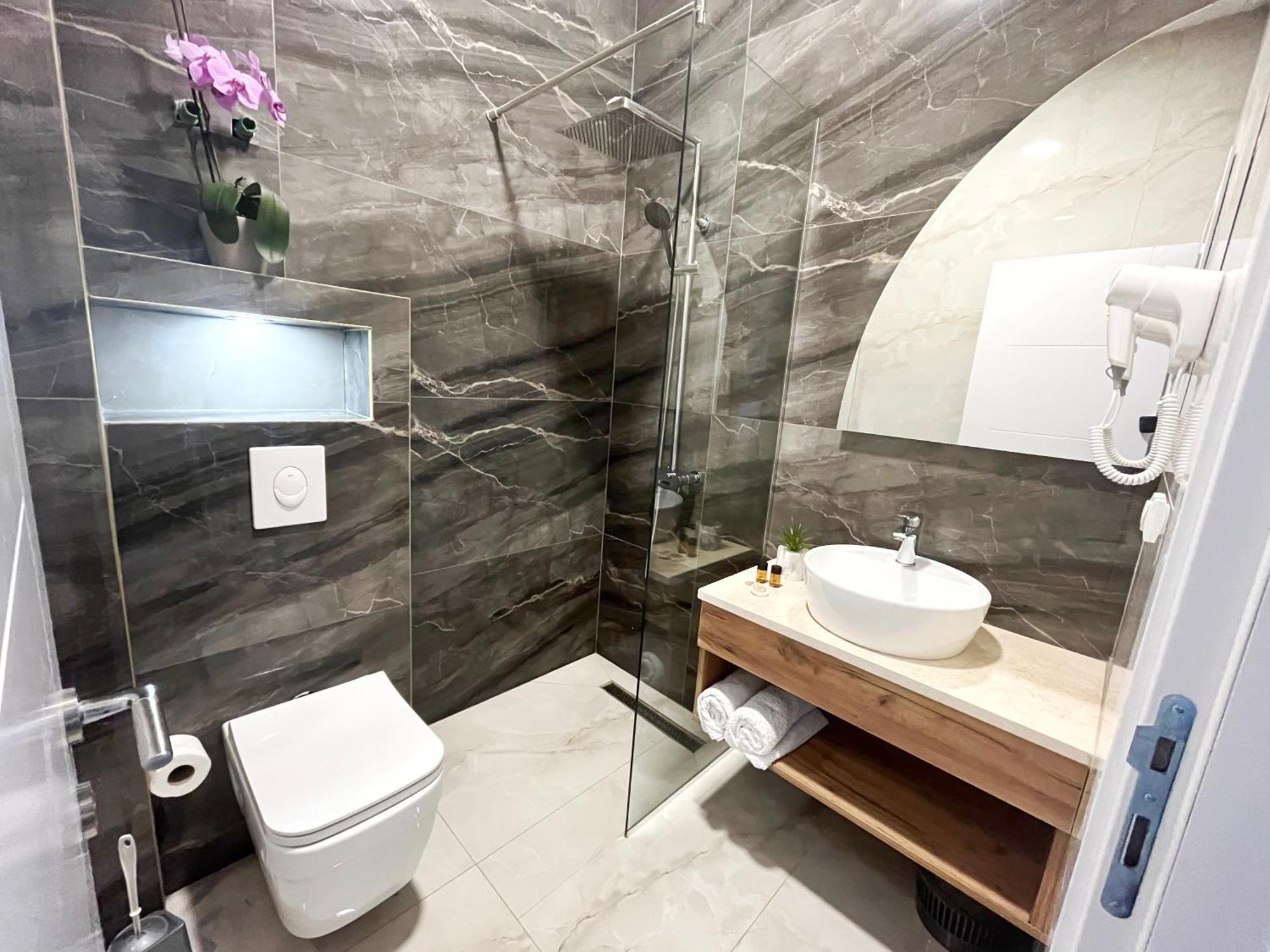 Supreme Luxury Aparthotel Ulcinj Luaran gambar
